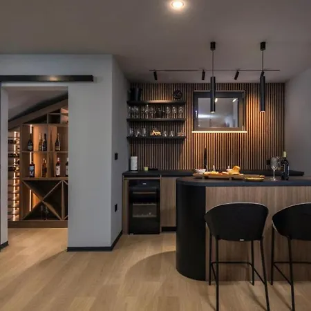 Dujma By Guide Villa *