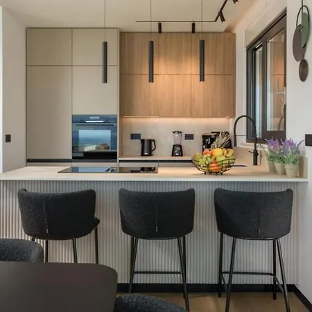 Dujma By Guide Villa